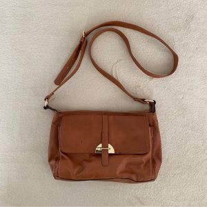 Liz Claiborne crossbody purse